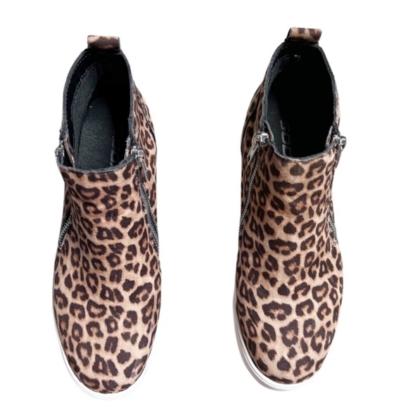 Soda Women's Leopard Platform Zip Down Ankle Boot Sneaker Casual Streetwear Shoe - Picture 2 of 16